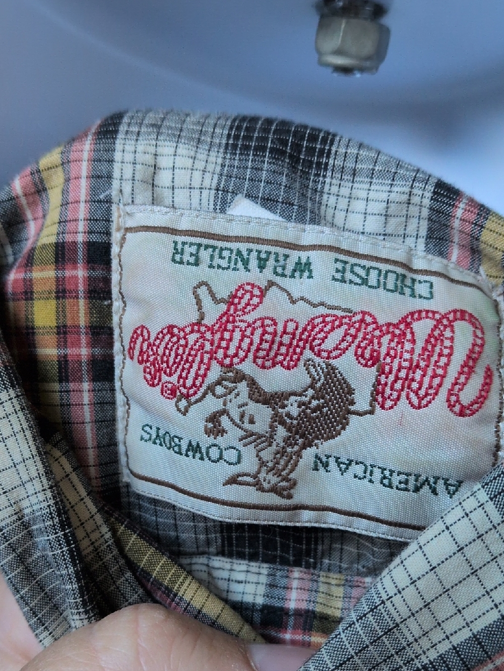 ✨ Vintage Wrangler Plaid Pearl Snap Button Down Shirt Size M - Picture 11 of 14